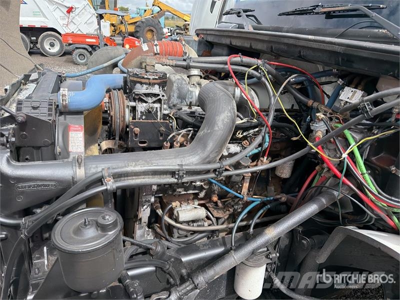 Freightliner PK9501 Knuckle Boom on Freightliner F70 4x2 Extend Kraanaga veokid