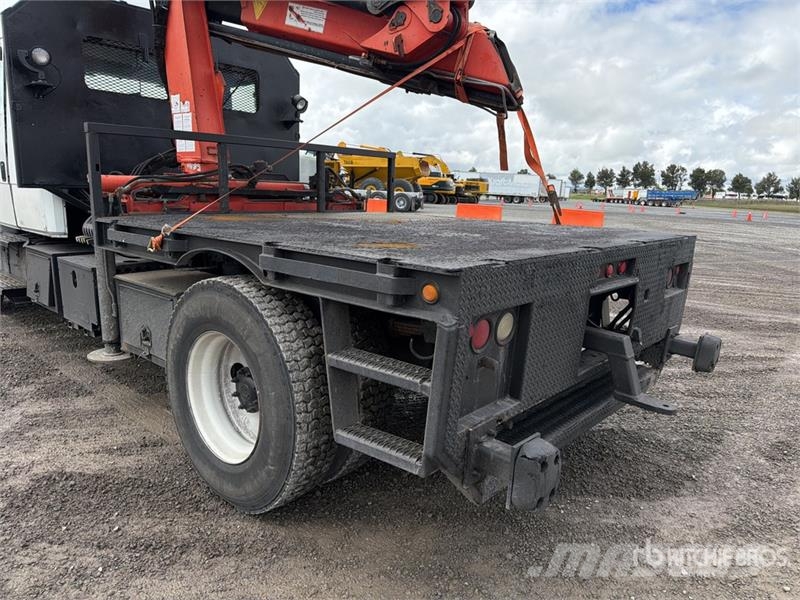Freightliner PK9501 Knuckle Boom on Freightliner F70 4x2 Extend Kraanaga veokid