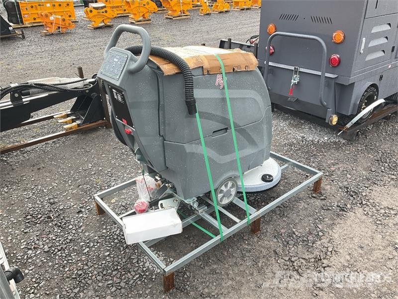 FS K7 Walk-Behind Electric Limpiadora de Pisos (Si Ostale prikolice