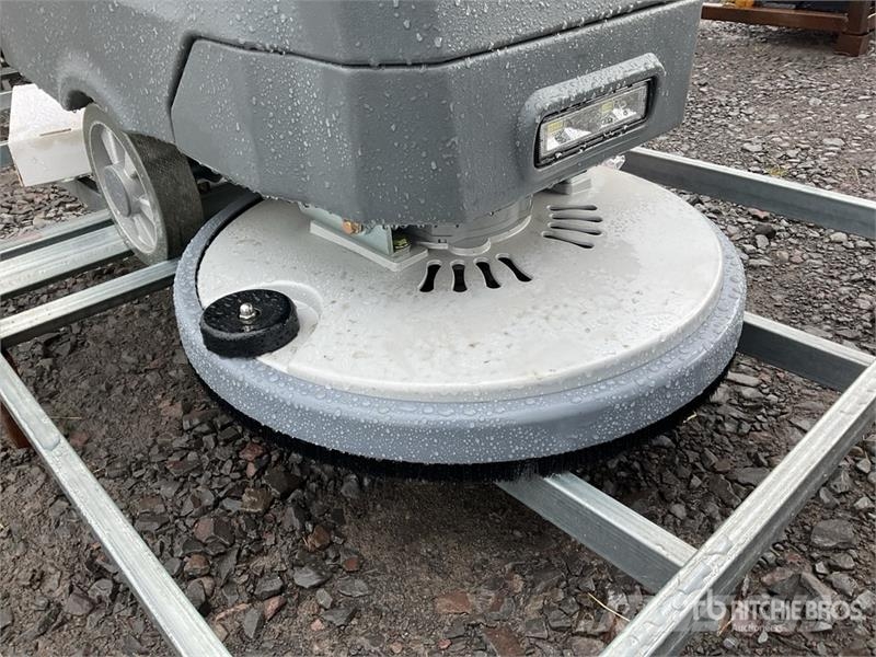  FS K7 Walk-Behind Electric Limpiadora de Pisos (Si Ostale prikolice