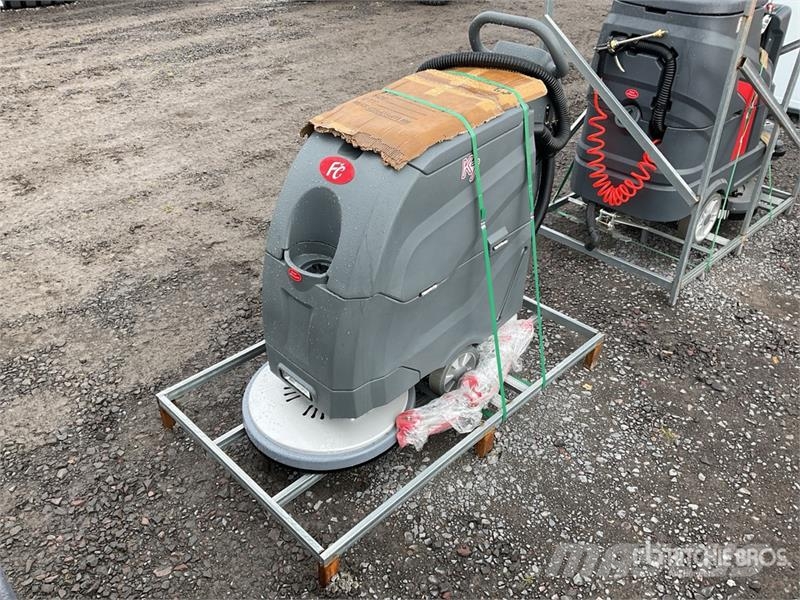  FS K7 Walk-Behind Electric Limpiadora de Pisos (Si Ostale prikolice