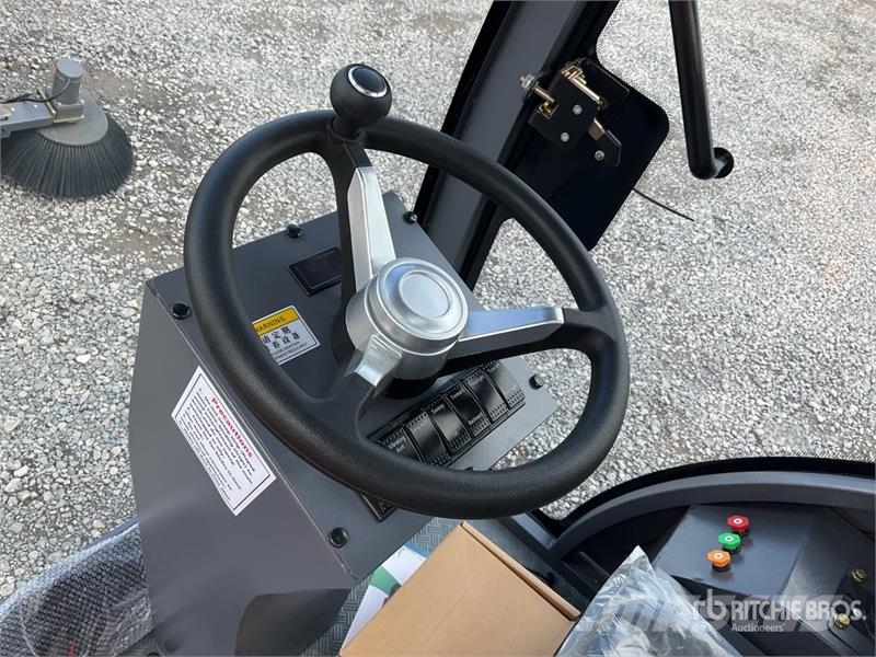  FS X19 Ride-On Electric Barredora (Sin Usar) / Flo Druga oprema za žetev