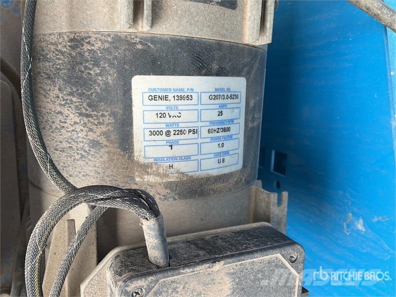 Genie S40 4WD Diesel Elevador Telescopico / Telescopic B Teleskopske podizne platforme