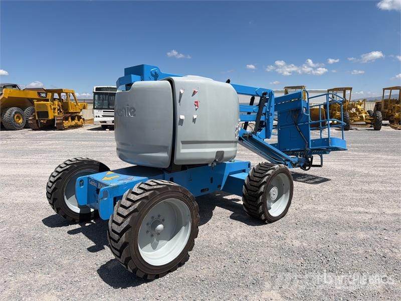 Genie Z45/25JRT 2WD Dual Fuel Elevador Articulado / Arti Karos emelők
