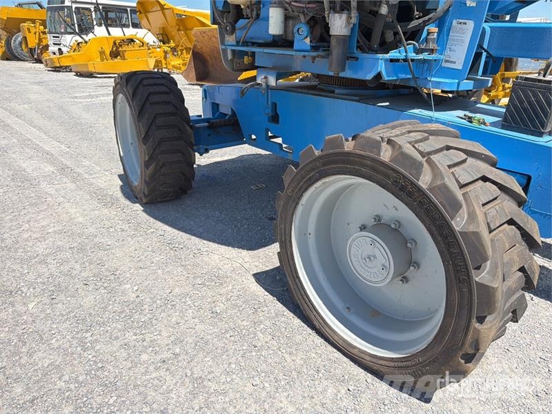 Genie Z45/25JRT 2WD Dual Fuel Elevador Articulado / Arti Karos emelők
