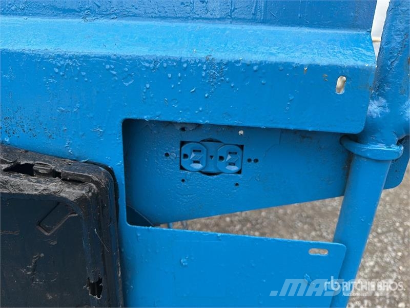 Genie Z60 4WD Diesel Elevador Articulado / Articulating  Zglobne dvižne ploščadi
