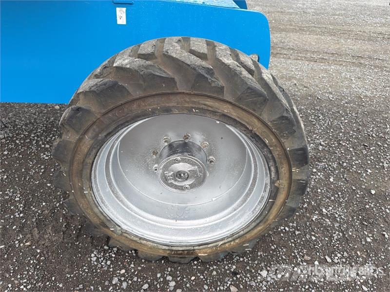 Genie Z60 4WD Diesel Elevador Articulado / Articulating  Zglobne dvižne ploščadi