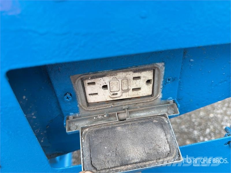 Genie Z6034 4WD Diesel Elevador Articulado / Articulatin Zglobne dvižne ploščadi