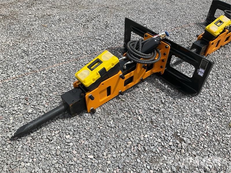 GIYI P680 Martillo Hidraulico para Minicargador ( Iskuvasarat