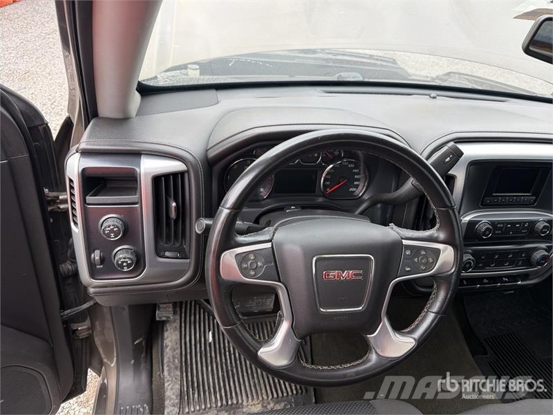 GMC Sierra 1500 أخرى