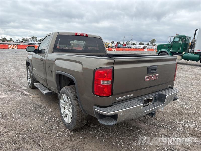GMC Sierra 1500 أخرى