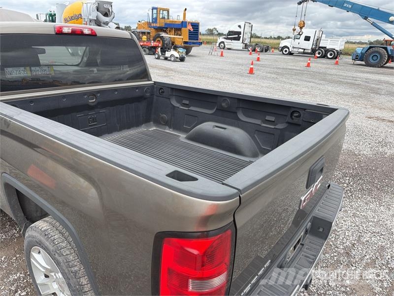 GMC Sierra 1500 أخرى