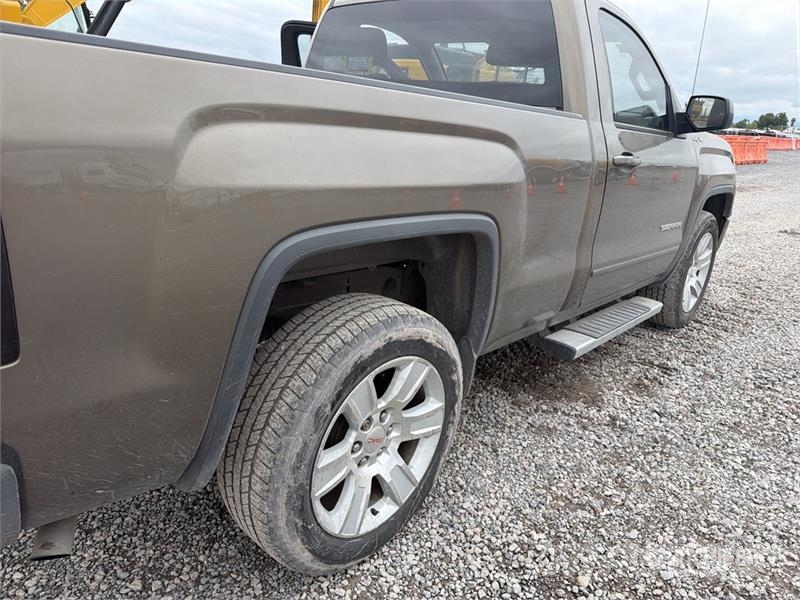 GMC Sierra 1500 أخرى