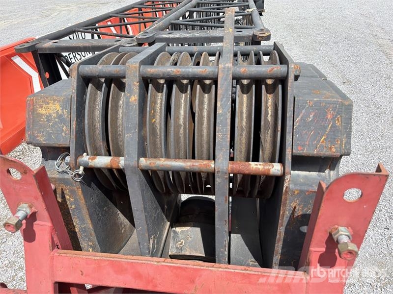 Grove GMK5130 رافعات صالحة لكل أنواع الطرق