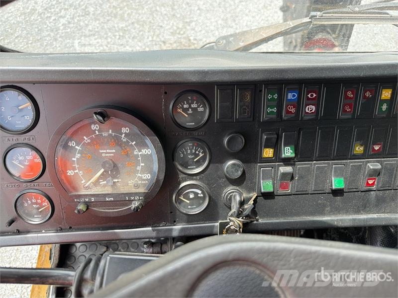 Grove GMK5130 رافعات صالحة لكل أنواع الطرق