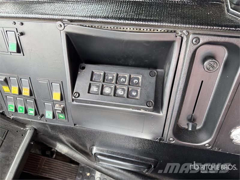 Grove GMK5130 رافعات صالحة لكل أنواع الطرق