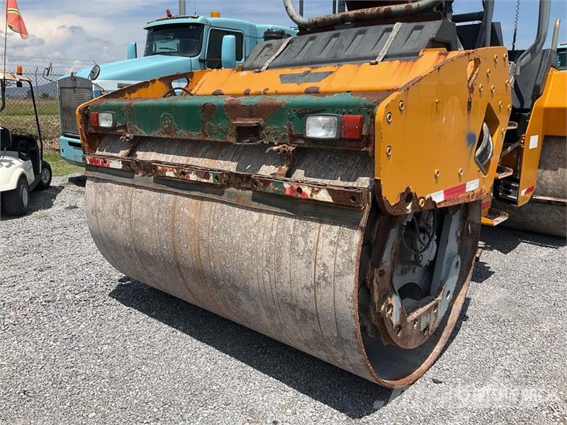 Hamm HD130HV Rouleaux tandem