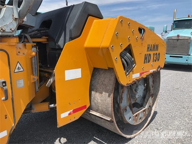 Hamm HD130HV Rouleaux tandem