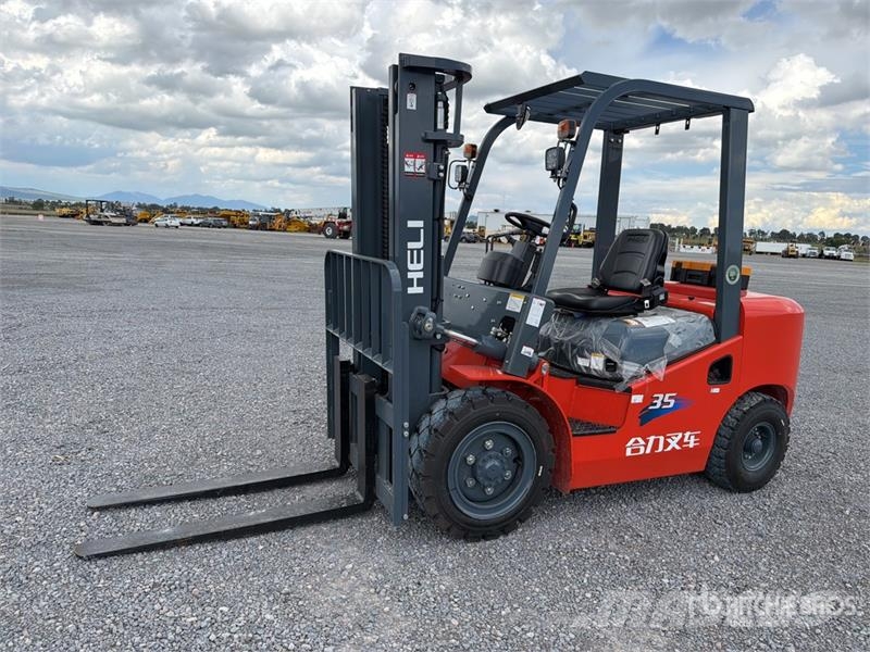 Heli CPC35-Q25K2 7700 lb Pneumatic Tire Montacargas (Si Інше
