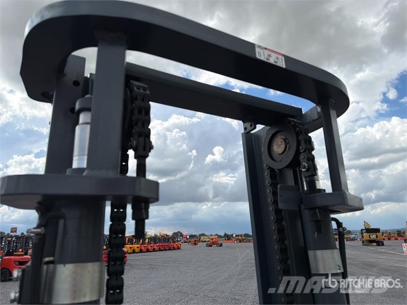 Heli CPC35-Q25K2 7700 lb Pneumatic Tire Montacargas (Si Інше