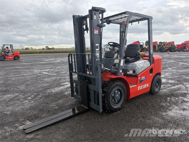 Heli CPC35-Q25K2 7700 lb Pneumatic Tire Montacargas (Si Montacargas - otros