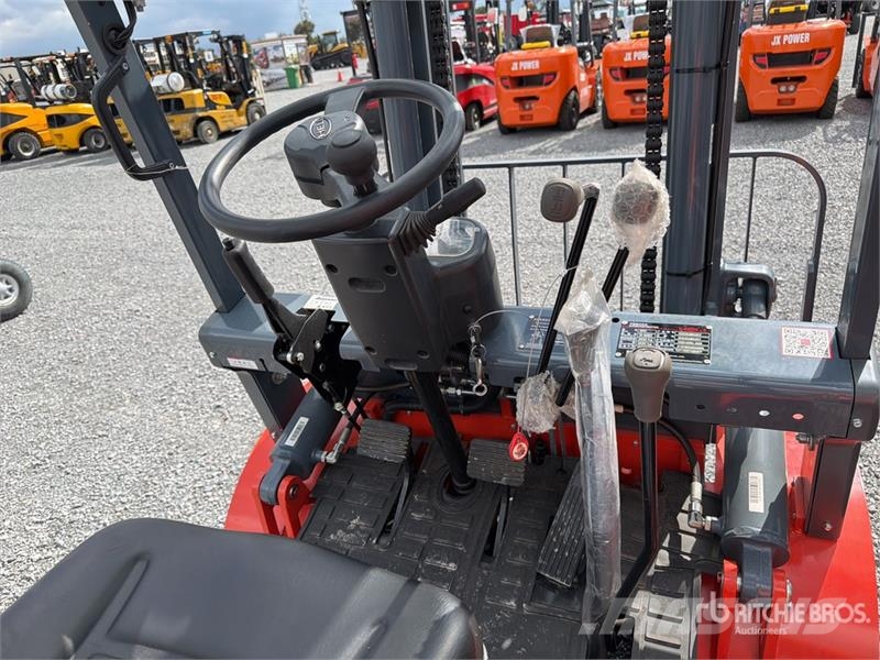 Heli CPC35-Q25K2 7700 lb Pneumatic Tire Montacargas (Si Інше