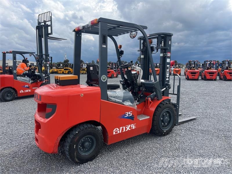 Heli CPC35-Q25K2 7700 lb Pneumatic Tire Montacargas (Si Інше