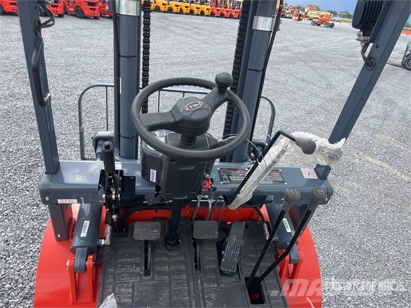 Heli CPC35-Q25K2 7700 lb Pneumatic Tire Montacargas (Si Інше
