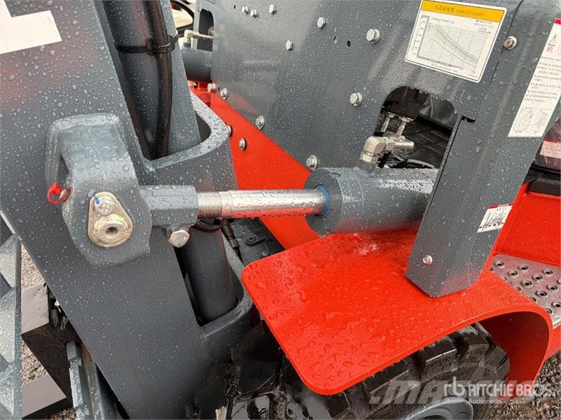 Heli CPC35-Q25K2 7700 lb Pneumatic Tire Montacargas (Si شاحنات ذات رافعات شوكية - أخرى