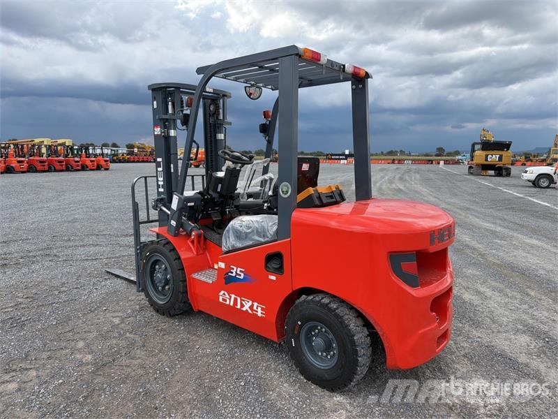 Heli CPC35-Q25K2 7700 lb Pneumatic Tire Montacargas (Si Другие складские механизмы