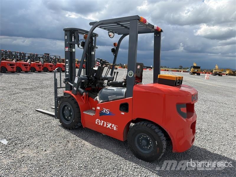 Heli CPC35-Q25K2 7700 lb Pneumatic Tire Montacargas (Si Другие складские механизмы