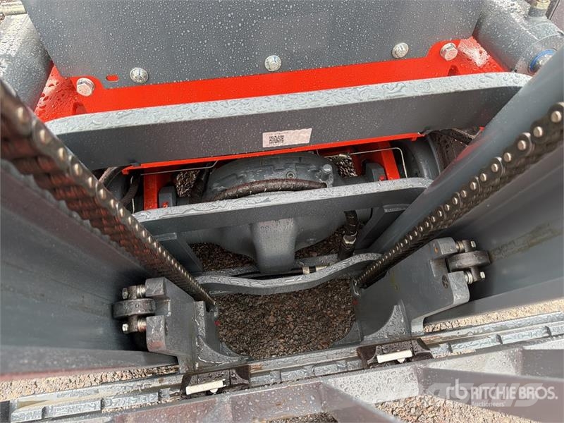 Heli CPC35-Q25K2 7700 lb Pneumatic Tire Montacargas (Si شاحنات ذات رافعات شوكية - أخرى