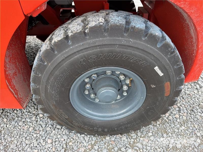 Heli CPC35-Q25K2 7700 lb Pneumatic Tire Montacargas (Si Інше