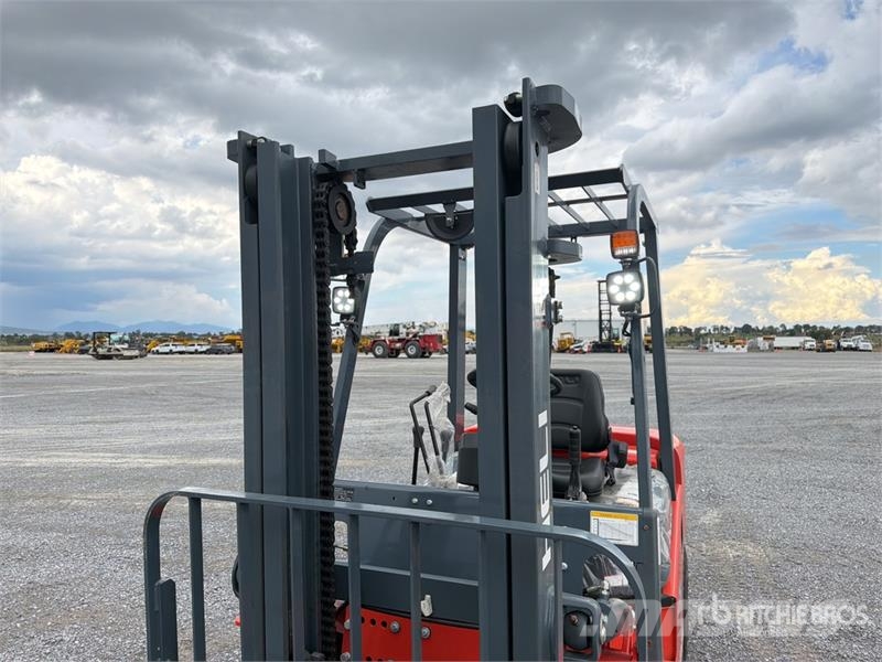 Heli CPC35-XC30K2 7700 lb Pneumatic Tire Montacargas (S Інше
