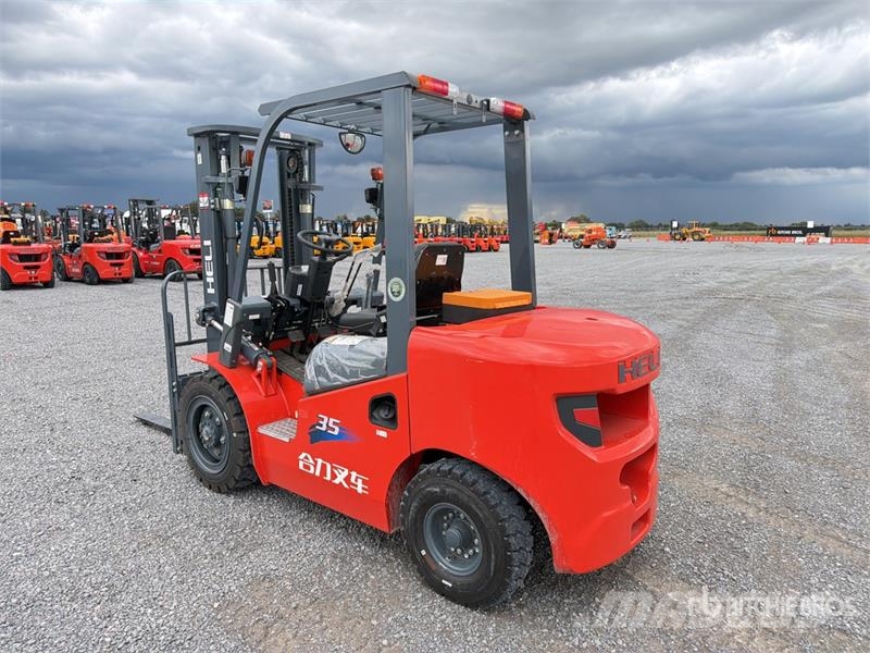 Heli CPC35-XC30K2 7700 lb Pneumatic Tire Montacargas (S Інше