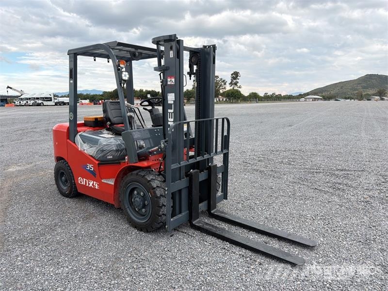 Heli CPC35-XC30K2 7700 lb Pneumatic Tire Montacargas (S Інше