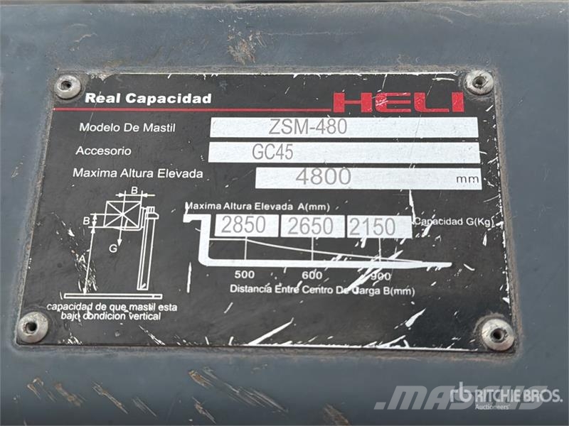 Heli CPCD40-M4K2 8800 lb Montacargas / Forklift Targoncák-Egyéb