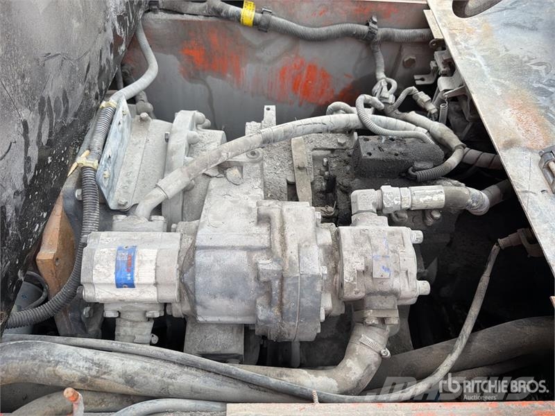 Heli CPCD40-M4K2 8800 lb Montacargas / Forklift Targoncák-Egyéb