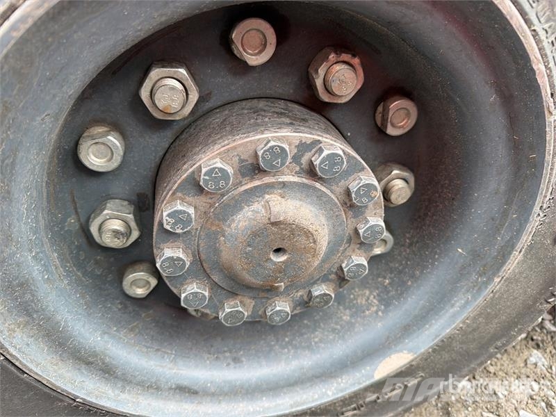 Heli CPYD25-RC1H 5500 lb Cushion Tire Montacargas / For Другие складские механизмы