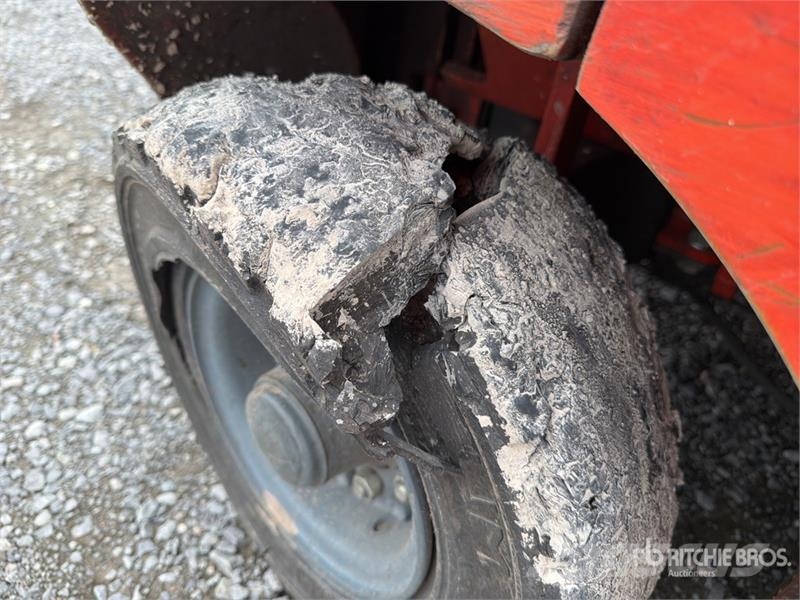 Heli CPYD25-RC1H 5500 lb Cushion Tire Montacargas / For Другие складские механизмы
