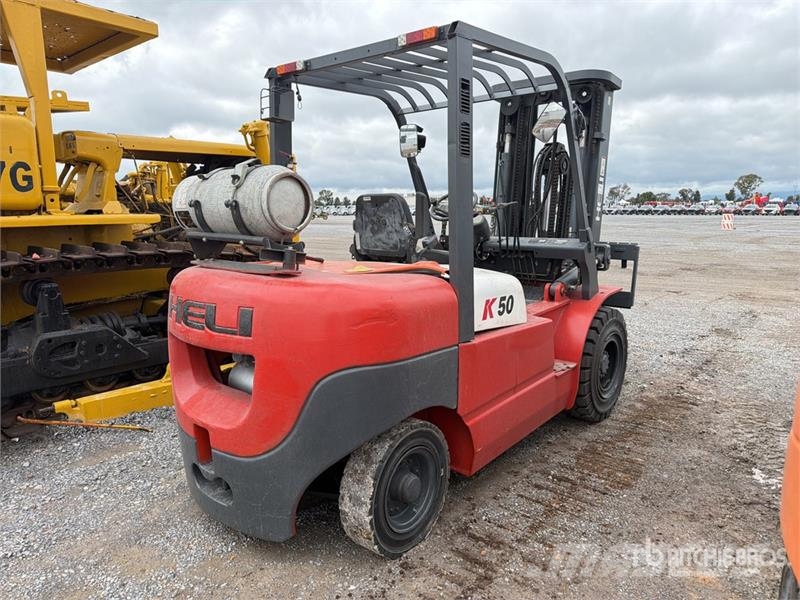 Heli CPYD50-KU2K2 11000 lb Pneumatic Tire Montacargas / Другие складские механизмы