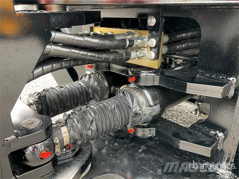 HEXL 420X Super Retro 4x4 Retroexcavadora (Sin Usa Retrocargadoras