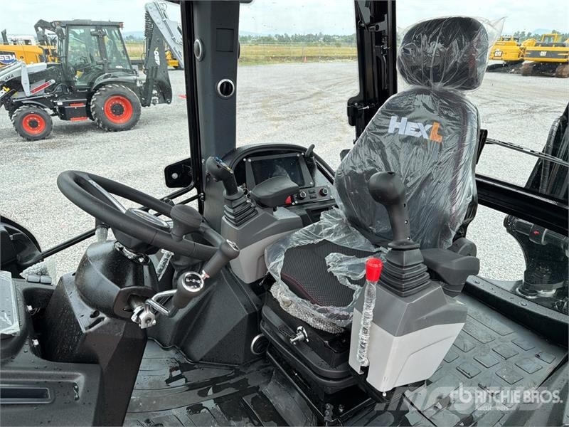 HEXL 420X Super Retro 4x4 Retroexcavadora (Sin Usa Retrocargadoras