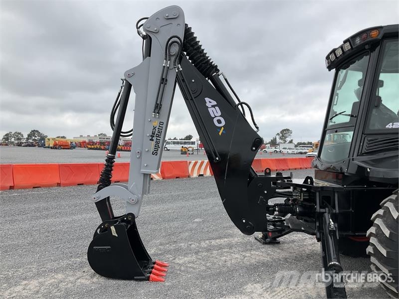 HEXL 420X Super Retro 4x4 Retroexcavadora (Sin Usa Tractopelle