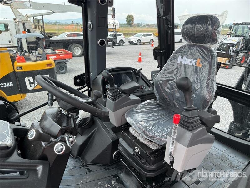  HEXL 420X Super Retro 4x4 Retroexcavadora (Sin Usa Utovarni rovokopači