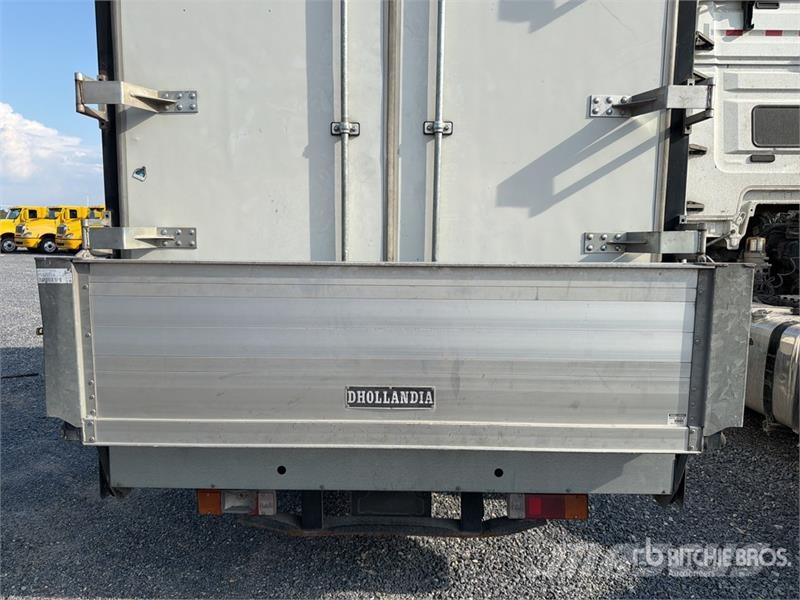 Hino Serie 300 Camion con Caja Seca / Van Truck Caminhões baú