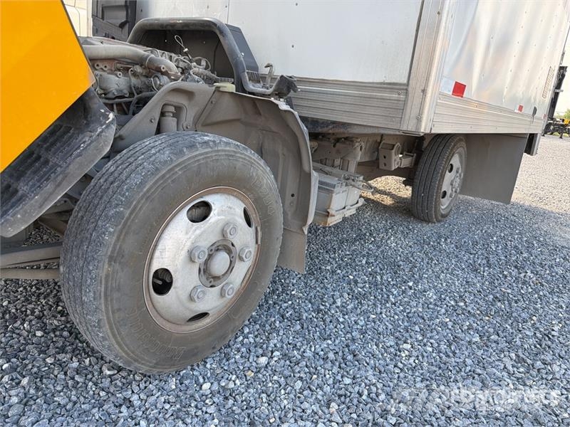 Hino Serie 300 Camion con Caja Seca / Van Truck Caminhões baú
