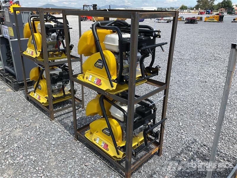 Honda of (2)  Honda C90 Lote de Compactadores de Plato V دكاكات أفقية