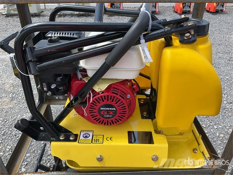 Honda of (2)  Honda C90 Lote de Compactadores de Plato V دكاكات أفقية