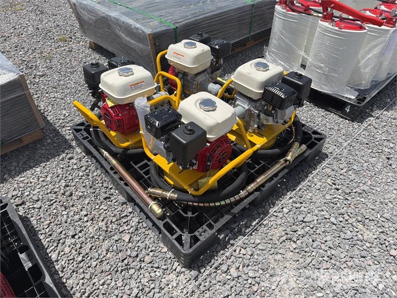 Honda of (4)  Honda CV-HGX Qty of Engine Concrete Vibrat دكاكات أفقية